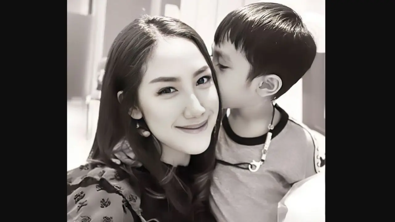 Artis Tamara Tyasmara buka suara terkait rekaman CCTV kasus tewasnya sang anak Raden Adante Khalif Pramudityo alias Dante (6) di Taman Kolam Renang Tirta, Pondok Kelapa, Jakarta Timur (Jaktim) Sabtu 27 Januari 2024 lalu.