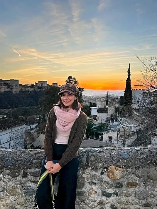 Najwa Shihab mengunjungi Spanyol dan sekitarnya saat liburan akhir tahun bersama keluarga [instagram/najwashihab]