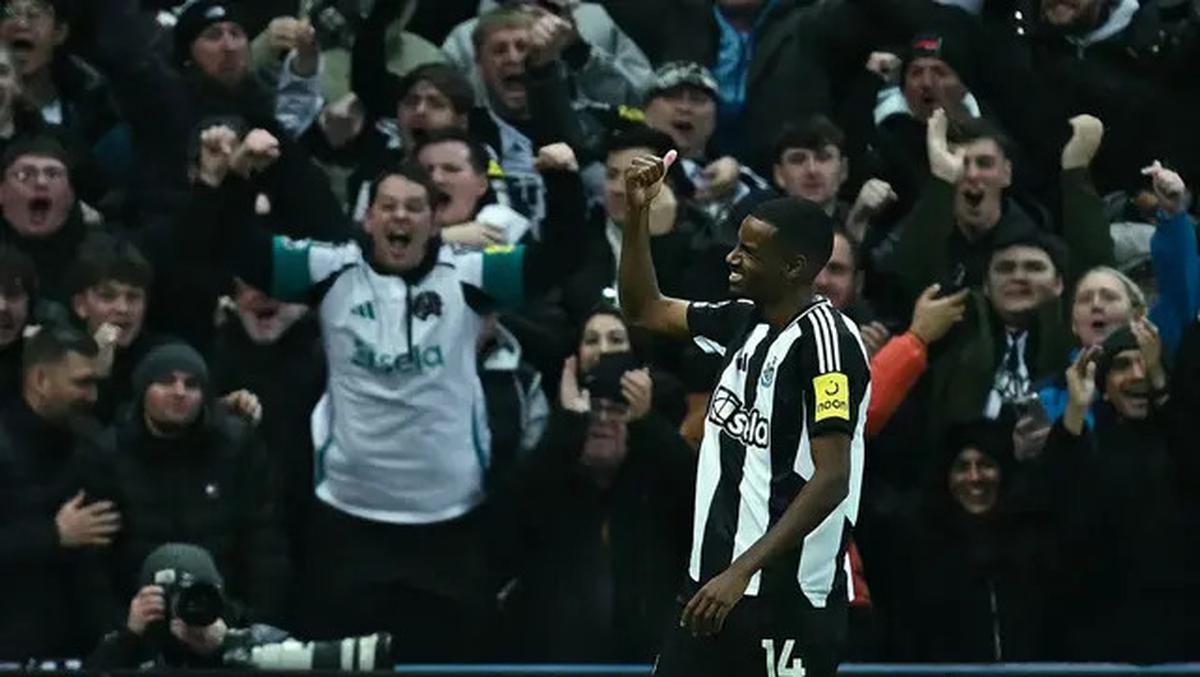 Drama Enam Gol, Laga Newcastle United Melawan Liverpool Berakhir Imbang