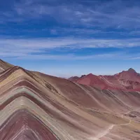 Gunung Pelangi, Peru | unsplash.com/@roi_dimor