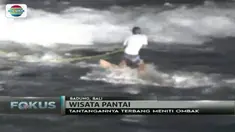 Surfing malam hari kini tengah digandrungi para wisatawan di Bali. Seperti apa, ya?