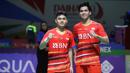 <p>Ganda putra Indonesia, Leo Rolly Carnando/Daniel Marthin berpose setelah mengalahkan pasangan China, Xie Hao Nan/Zheng Wei Han pada babak 16 besar Indonesia Masters 2024 di Istora Senayan, Jakarta, Kamis (25/1/2024). Leo/Daniel menang dengan skor 21-16, 21-17. (Bola.com/M Iqbal Ichsan)</p>