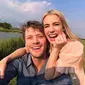 Emma Roberts bertunangan dengan Cody John. (Dok: Instagram @emmaroberts&nbsp;https://www.instagram.com/p/C9feF3KJLdO/?igsh=MXd4Z2cybzk5bml3aQ==)