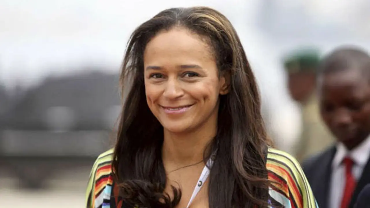 multi-isabel-dos-santos-131009b.jpg