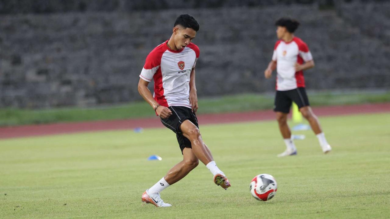 FOTO: Intip Timnas Indonesia Jalani Latihan Jelang Duel Hidup Mati Lawan Filipina di Piala AFF 2024