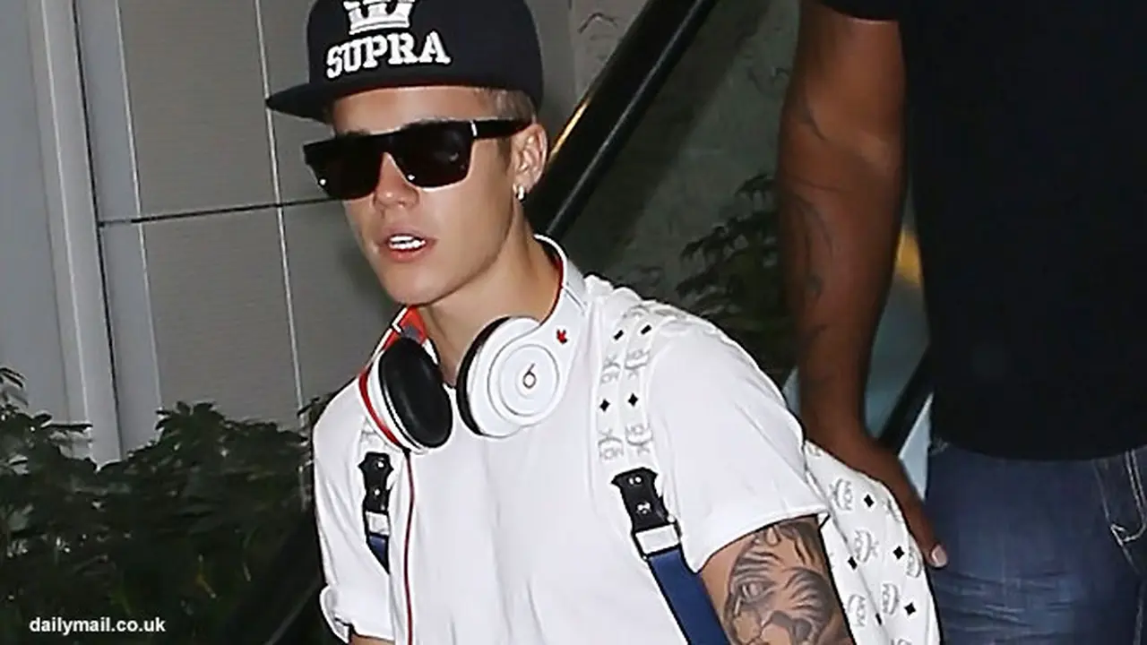 justin-bieber-130820b.jpg