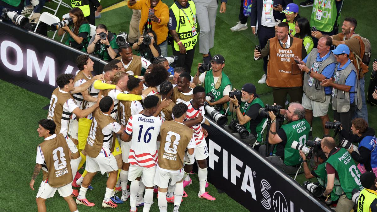 Top 3 Berita Bola: Amerika Serikat Buka Piala Dunia 2026 dengan Pesta Gol