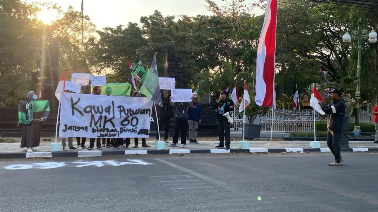 Demo Peringatan Darurat