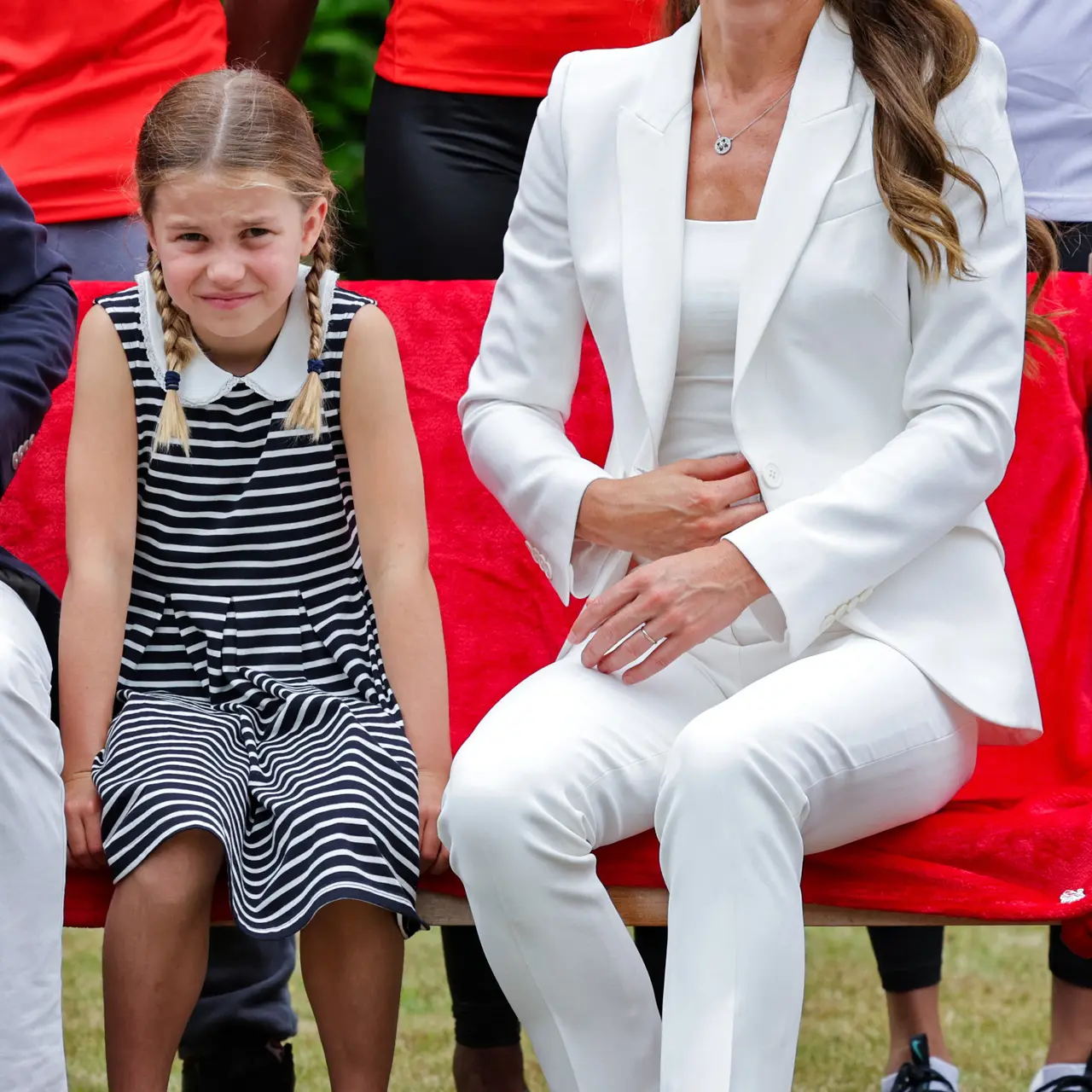 9 Koleksi Perhiasan Mewah Kate Middleton yang Bakal Diwarisi Putri ...