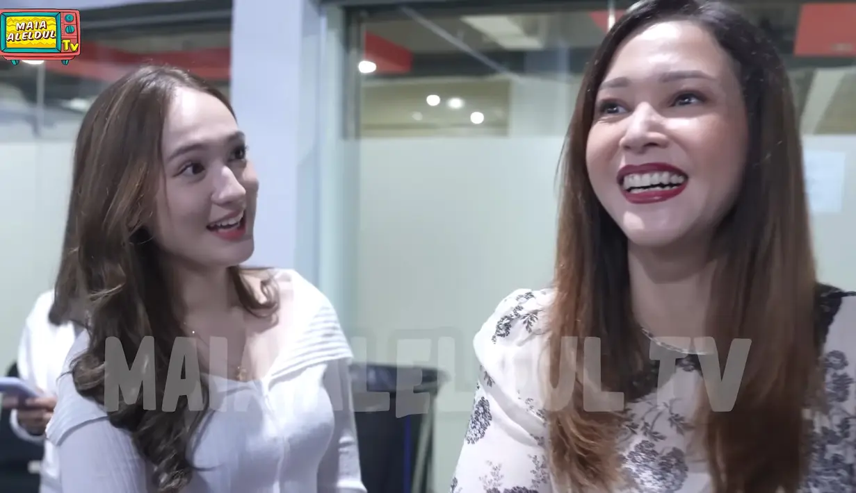 Sama-sama cantik, keduanya pun dibilang lebih mirip adik-kakak. [YouTube/MAIA ALELDUL TV]