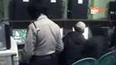 Polisi merazia sejumlah warnet di Depok, Jabar, terkait maraknya peredaran video porno yang pemainnya mirip artis. Sejumlah anak di bawah umur dipergoki tengah membuka situs porno. 