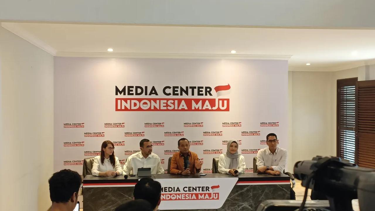 Lebih lanjut, dia menegaskan, bahwa media center tersebut bukan untuk wadah salah satu paslon capres-cawapres.&nbsp;<br><br>