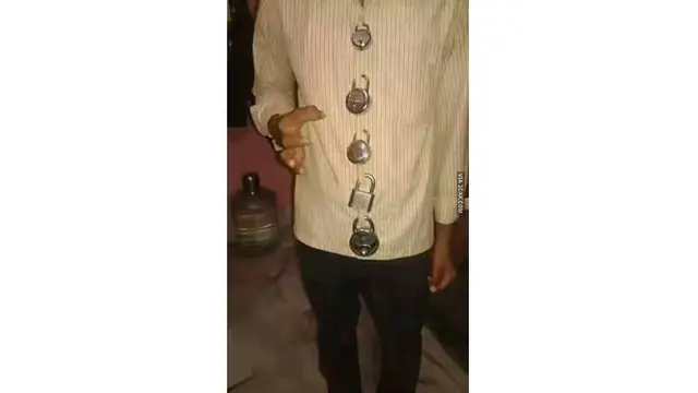 6 Kelakuan Kocak Kunci Barang Pakai Gembok Ini Bikin Ketawa