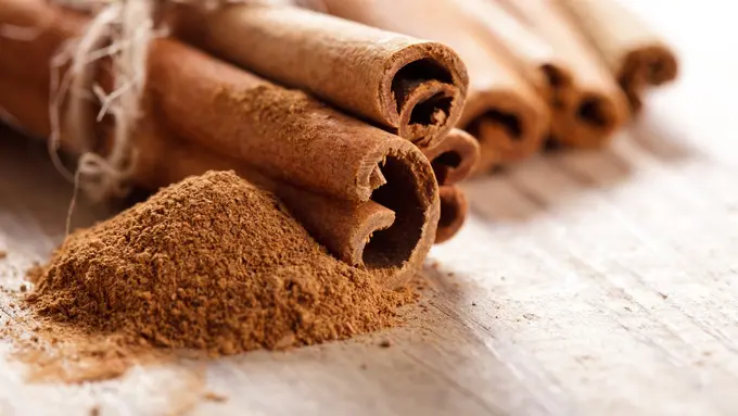 Selain Bikin Bibir Lebih Seksi, Ini Manfaat Lain dari Kayu Manis