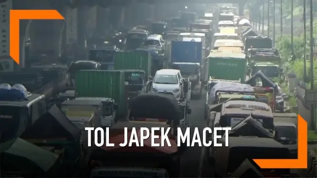 Kemacetan parah di tol cikampek arah Jakarta yang terjadi mulai Selasa (9/4) pagi disebabkan oleh dua truk yang mogok. Jasamarga berikan penjelasan terkait peristiwa ini.