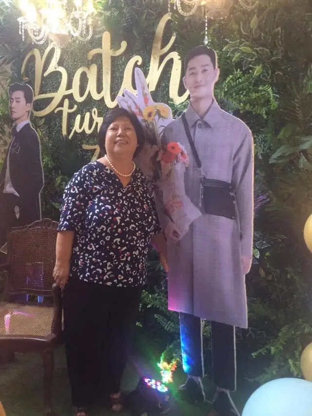 Fans Berat, Ini 6 Potret Nenek 70 Tahun Rayakan Ulang Tahun Bertema Park Seo Joon