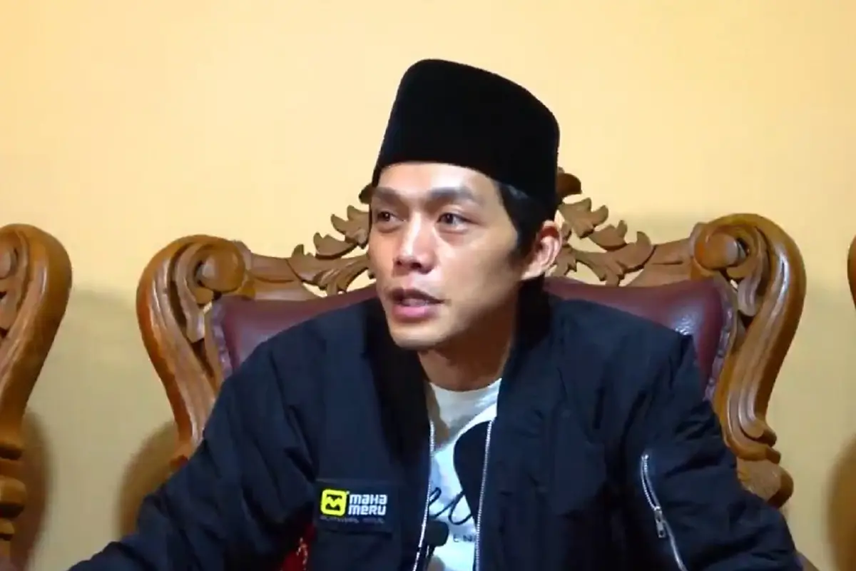 Gus Iqdam menceritakan awal mula berdirinya Majelis Ta'lim Sabilu Taubah (Tangkap Layar YouTube NU Blitar / Khazim Mahrur)