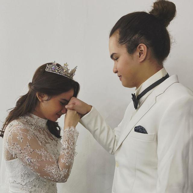 6 Potret Tissa Biani dan Dul Jaelani Pamer Cincin, Banjir Ucapan Selamat