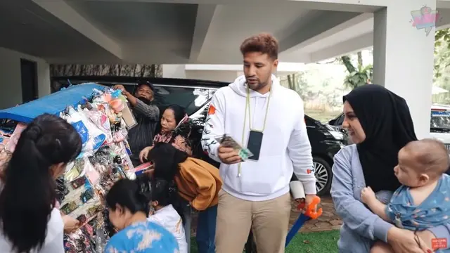 Ammar Zoni dan Irish Bella Borong Mainan