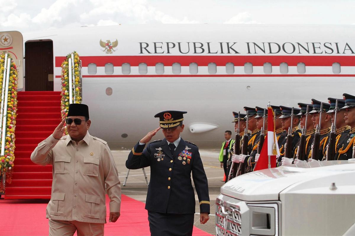 FOTO: Presiden Prabowo Tiba di Cebu untuk Hadiri KTT ASEAN