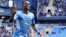 <p>Manchester City berhasil meraih tiga poin kala menjamu Watford di Etihad Stadium dalam duel pekan ke-34 Premier League 2021/2022. Anak asuh Pep Guardiola tanpa ampun menghajar tim tamu dengan skor telak 5-1. (AP/Jon Super)</p>