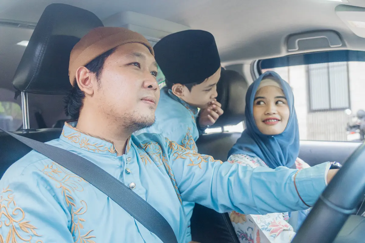 keluarga februari anak puasa