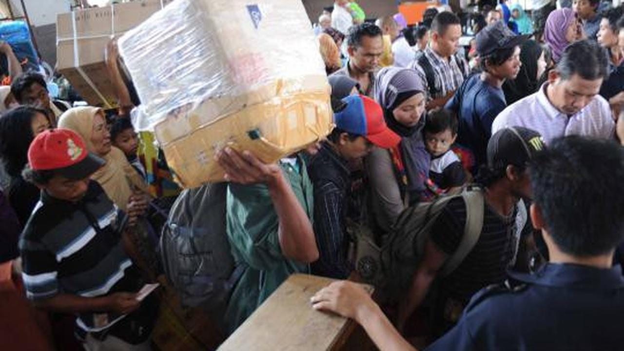 H-10 jelang Lebaran, Stasiun Senen mulai dipadati pemudik