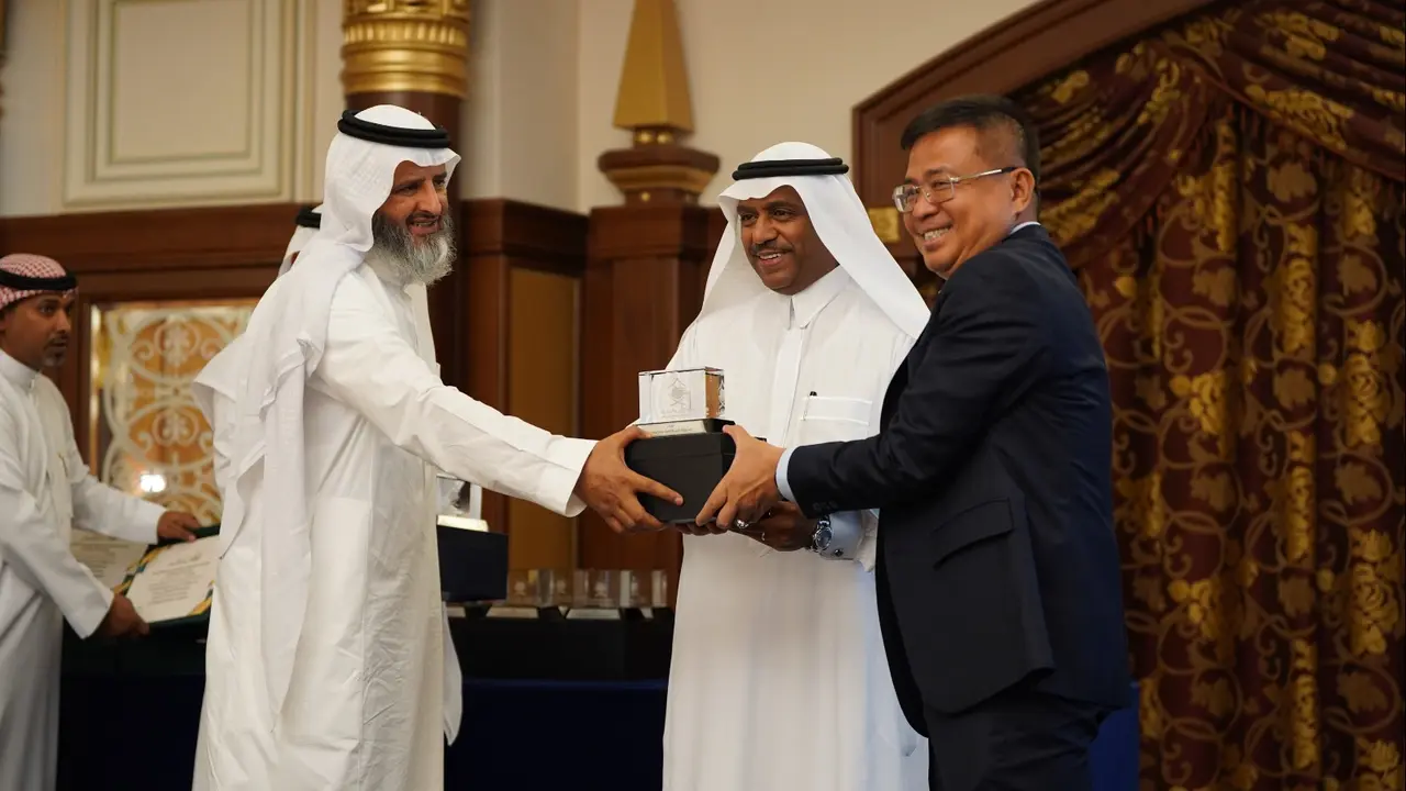 Jadi Pengirim Jemaah Haji Terbanyak, Indonesia Dapat Penghargaan dari Arab Saudi