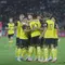 Oxford United mengalahkan Liga Indonesia All Stars dalam partai pertama Grup A Piala Presiden 2025 di Stadion Utama Gelora Bung Karno (SUGBK), Jakarta Pusat, pada Minggu (6/7/2025) malam WIB. (Bola.com/Muhammad Iqbal Ichsan)