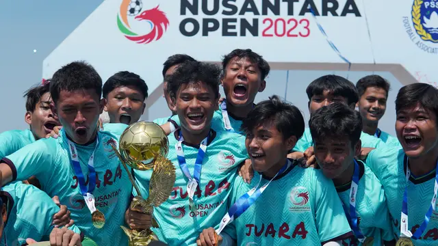 FOTO Persib U-17 Juara Nusantara Open 2023
