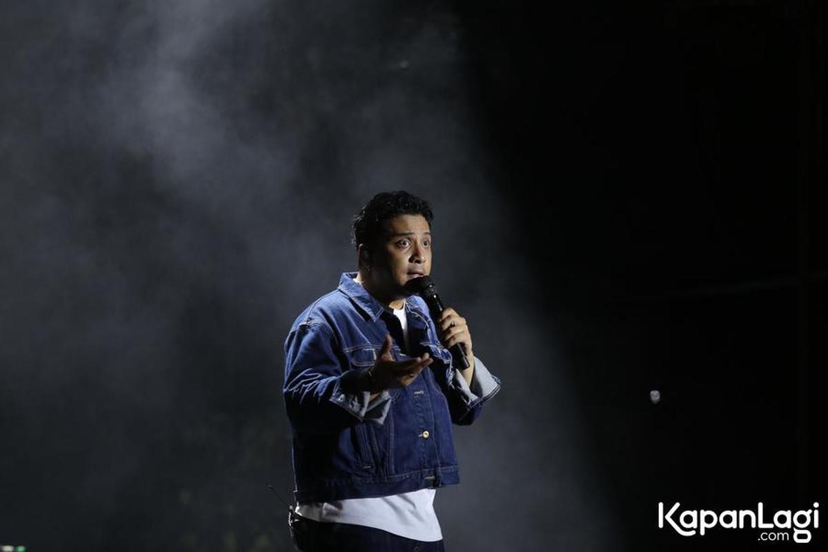 10 Potret Sal Priadi Sukses Bikin Penonton KLBB BRI Festival 2025 Menangis, Terlarut dalam Emosi