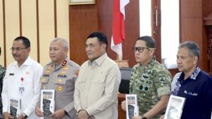 Menko Polkam Tegaskan Peran Pemda Terdepan Tangkal Hoaks dan Disinformasi