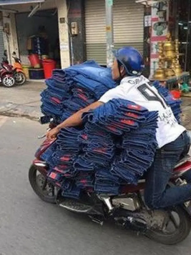 Bikin Bengong, 7 Potret Tak Biasa Orang Bawa Kendaraan