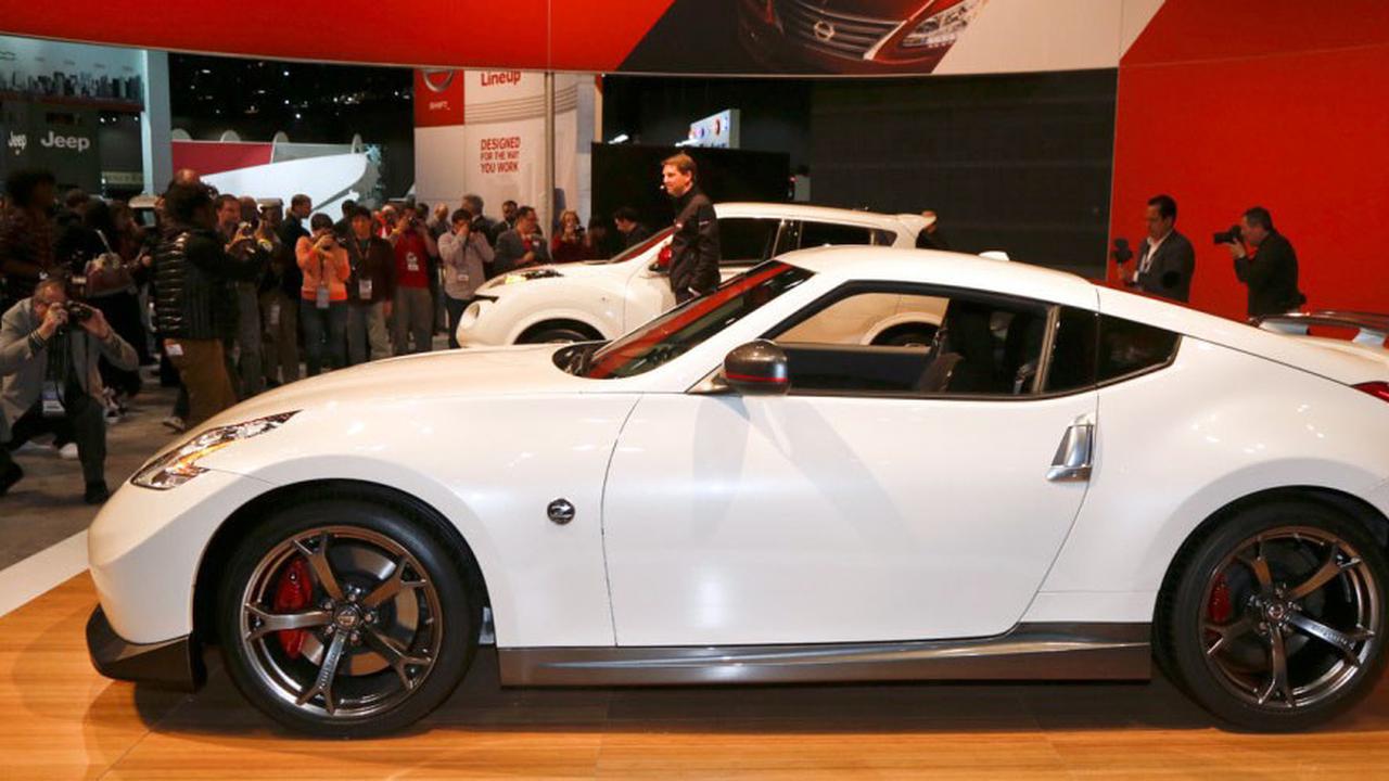 Ilustrasi: Nissan 370Z Nismo (source by: motoring via worldcarfans)