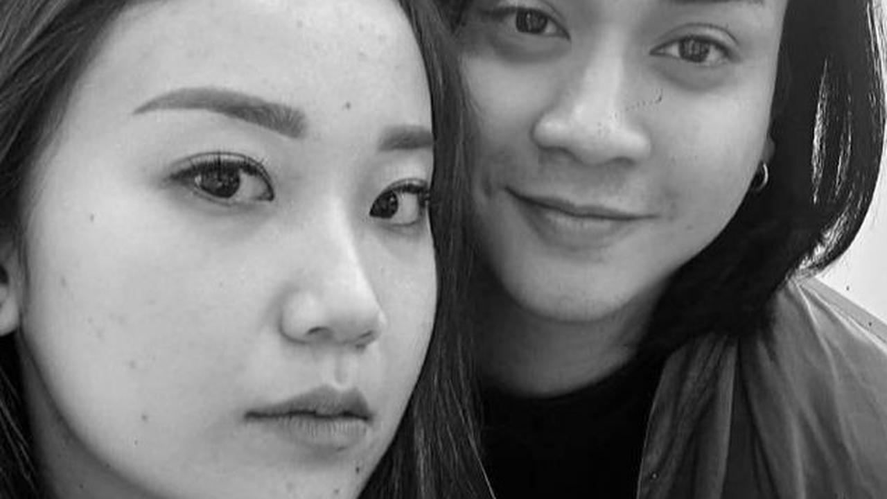 Tetap Harmonis Meski 12 Tahun Belum Dikaruniai Momongan, Berikut Potret Dimas Andrean dan Istri yang Kini Makin Mesra