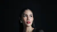 Aulia Sarah Akui Tokoh Rahayu Film Sengkolo Ironis, Bisa Bantu Orang Tapi Gagal Menolong Diri Sendiri