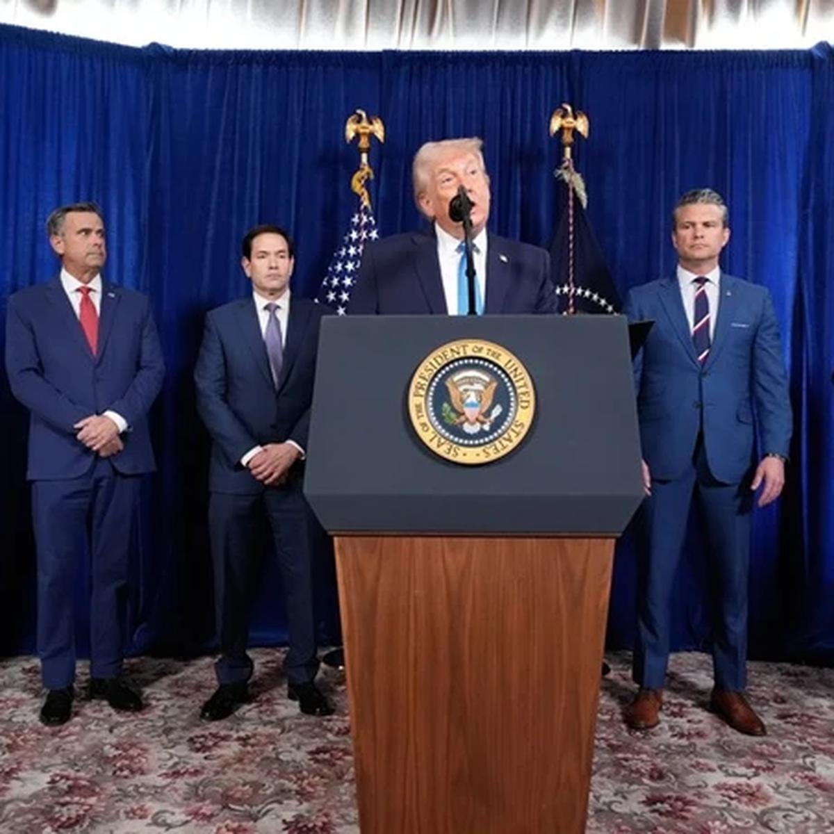 Presiden Amerika Serikat Donald Trump melakukan konferensi pers di klub Mar-a-Lago miliknya pada Sabtu (3/1/2026), di Palm Beach, Florida, terkait serangan ke Venezuela dan penangkapan Presiden Nicolas Maduro.