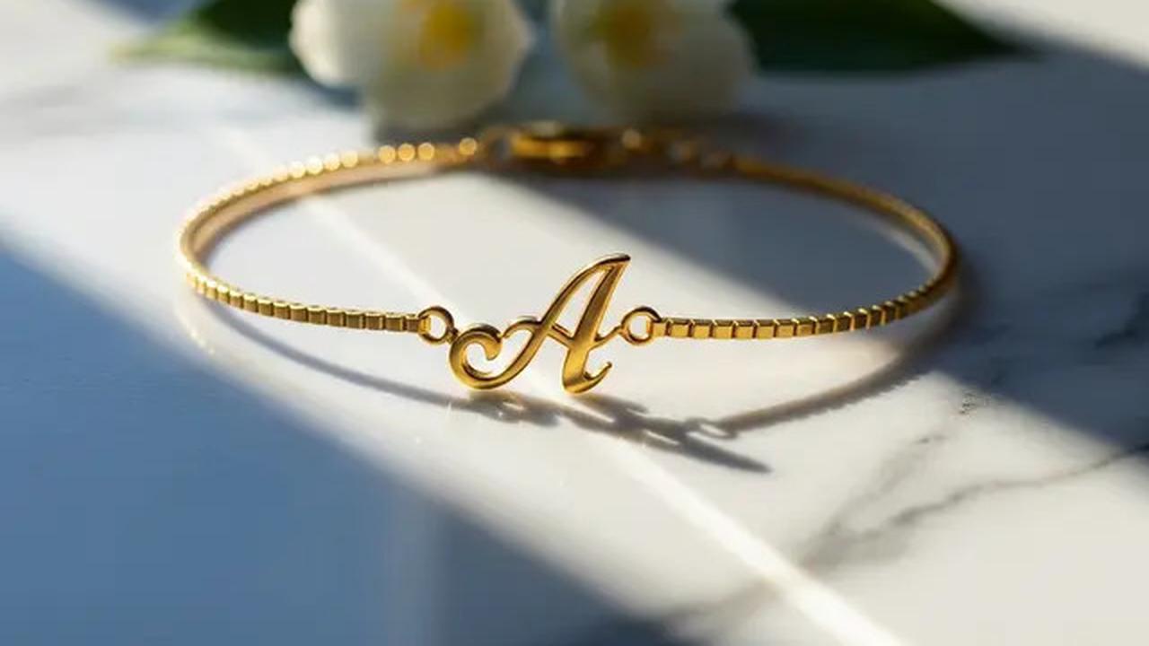 7 Model Gelang Emas 24K 1 Gram Hadiah Custom Inisial, Elegan dan Personal