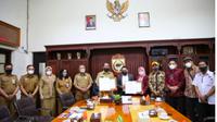 Pemkot Makassar dan KPU Makassar teken MoU (Liputan6.com)