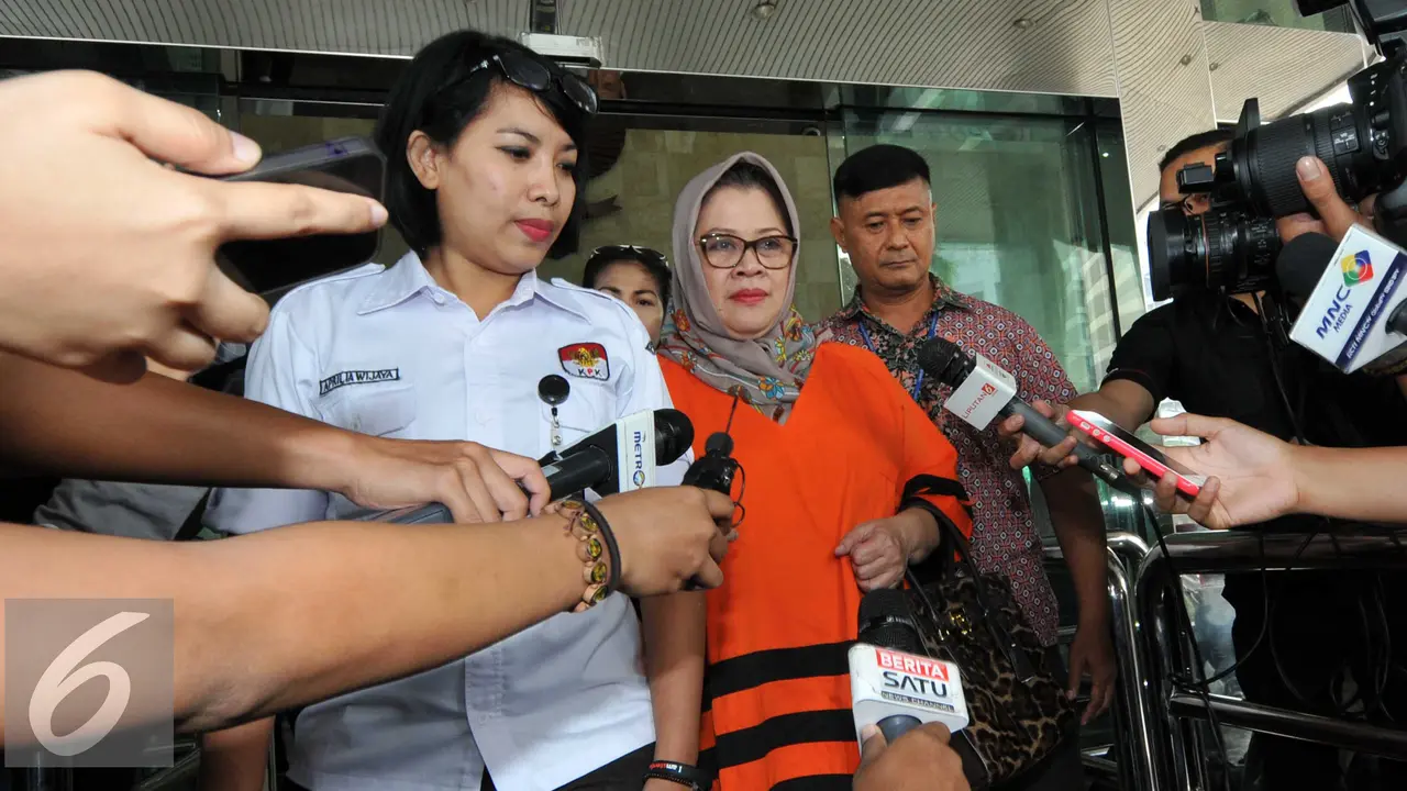 20151027-Sidang-Perdana-KPK-Jakarta-Dewie-Yasin-limpo