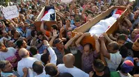 Tentara Mesir Serbu Demo Loyalis Morsi Saat Subuh , 7 Tewas