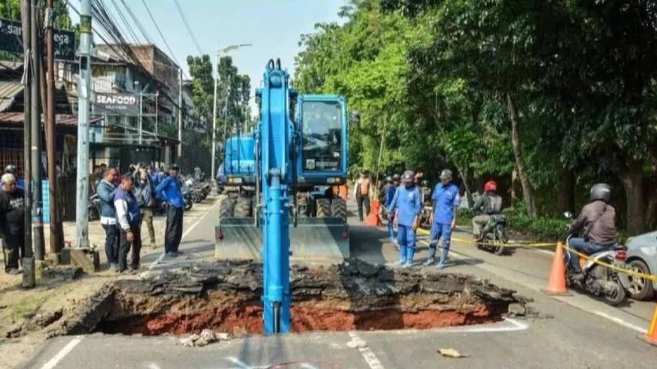 Pemkot Jaksel Alokasikan Rp380 Juta untuk Perbaikan Saluran Amblas Lenteng Agung, Target Dua Pekan Tuntas
