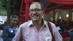 Roy marten pastikan akan menggunakan hak pilihnya pada pilpres 9 juli mendatang tanpa ragu aktor senior ini menjatuhkan pilihan pada pasangan nomor urut 2 Jokowi-JK.