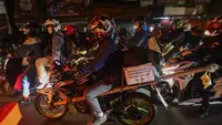 Pemudik Motor Mesti Waspadai, Ini Penyebab Ban Belakang Motor Matic Goyang dan Cara Mengatasinya