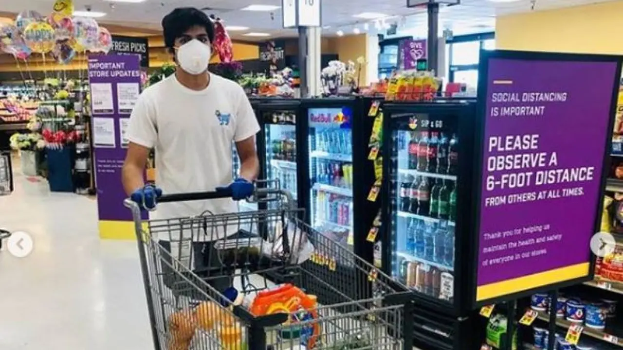 Remaja Amerika Bentuk Gerakan Layanan Belanja Bagi Lansia