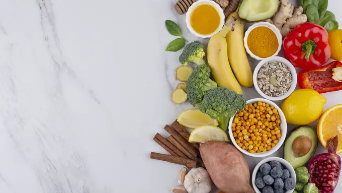 Ingin Terlindung dari Penyakit? Kenali Sumber Antioksidan Yang Bisa Kamu Temukan Sehari-hari [Dok/freepik.com]