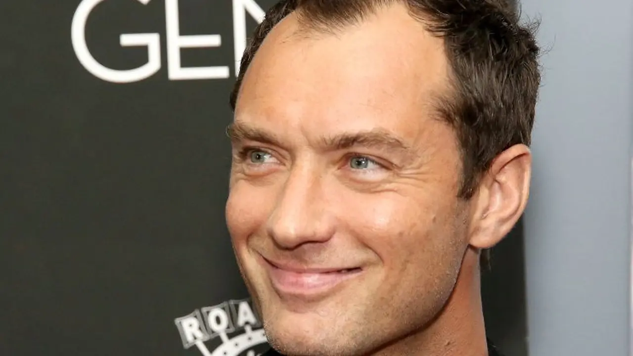 [Fimela] Jude Law