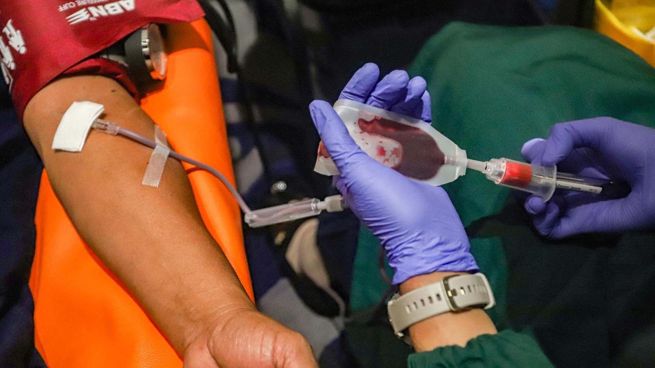 FOTO: Partai NasDem Gelar Donor Darah Serentak, Kepedulian Atasi Krisis 1,4 Juta Kantong Darah Nasional