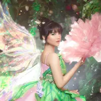 Kerap dijuluki Tinkerbell, Fuji baru-baru ini melakoni pemotretan bertema tokoh fiksi tersebut. [Foto: IG/@fdphotography90].