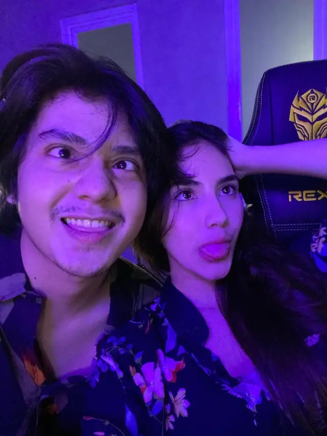 Terlibat Cinta Lokasi, Ini 6 Momen Manis Syahra Larez dan Arbani Yasiz